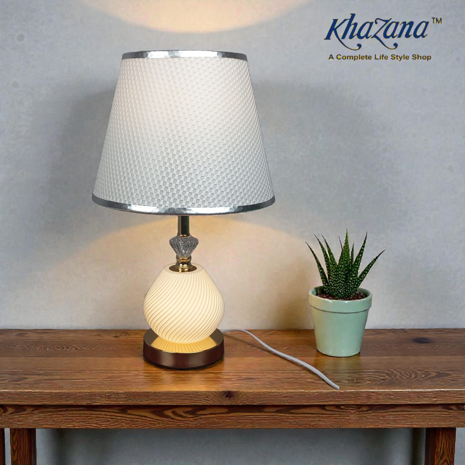 Ornate Gold & Illuminated Crystal Globe Table Lamp