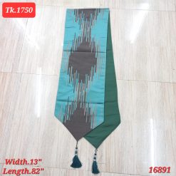 this runner adds a pop of color and texture to your decor. Its design is perfect for any occasion,