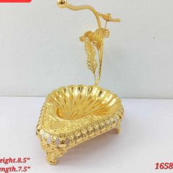 Alternative view of Golden Clamshell Serving Dish with Decorative Stand
