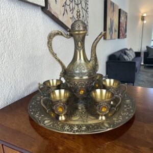ornate antique style dallah surai set