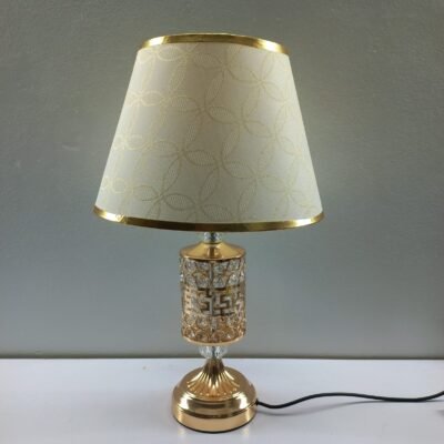 elegant geometric crystal table lamp – luxury bedside decor