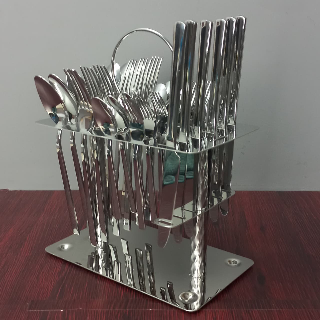 finish cutlery set with vertical display stand finish cutlery set with vertical display stand