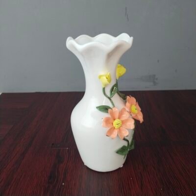 Elegant White Ceramic Flower Vase with 3D Floral Design elegant white ceramic flower vase with 3d floral design