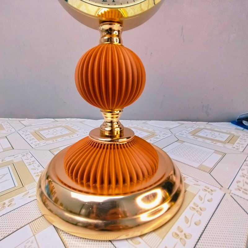 Premium Vintage Style Gold and Orange Table Clock Premium Vintage Style Gold and Orange Table Clock