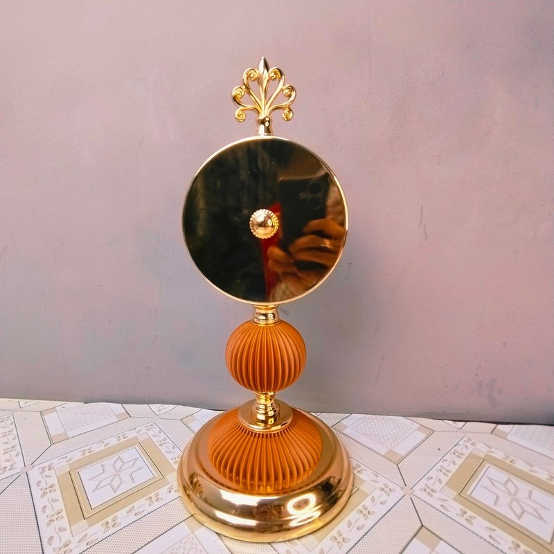 Premium Vintage Style Gold and Orange Table Clock Premium Vintage Style Gold and Orange Table Clock