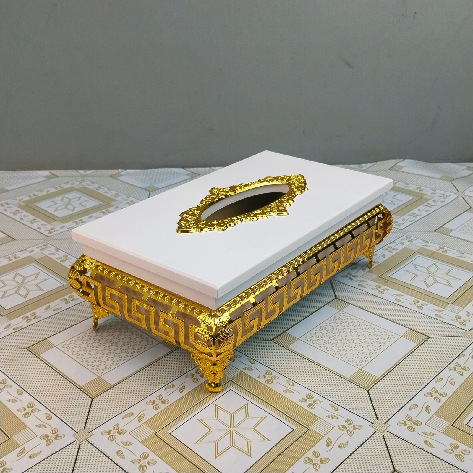 Premium Ornate Wooden Tissue Box Premium Ornate Wooden Tissue Box