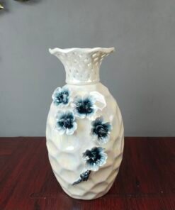 Elegant Pearlescent Ceramic Flower Vase
