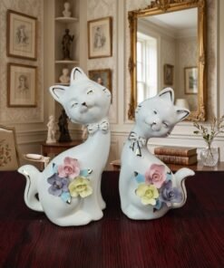 Mega Shop Vintage Fine Bone China Cat Showpiece Set