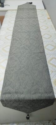Modern Textured Feather Jacquard Table Runner