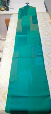Luxury Modern Geometric Jacquard Table Runner