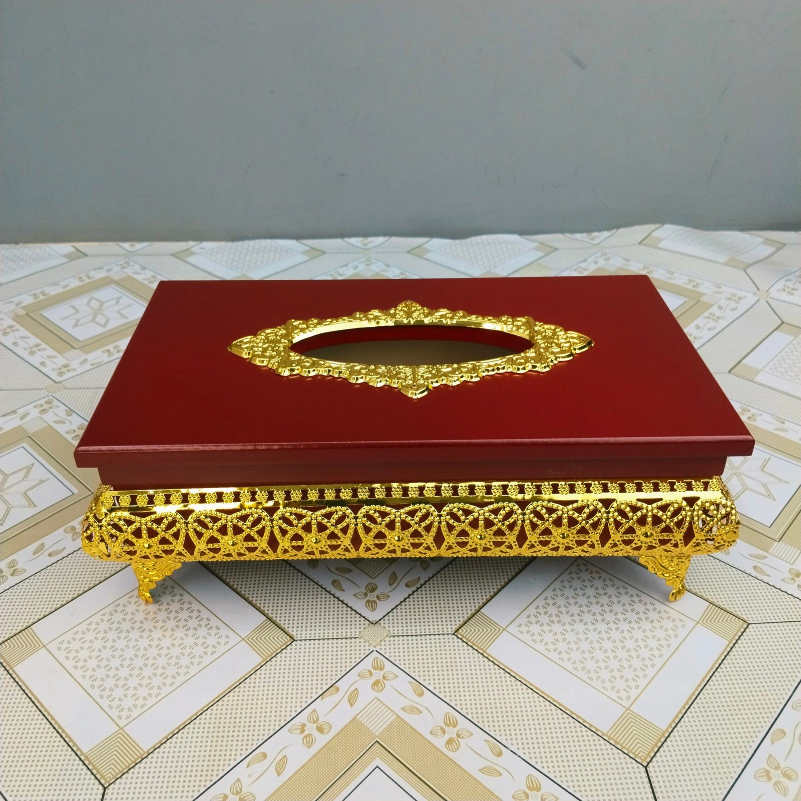 Premium Wooden Tissue Box with Ornate Gold Base & Legs Premium Wooden Tissue Box with Ornate Gold Base & Legs