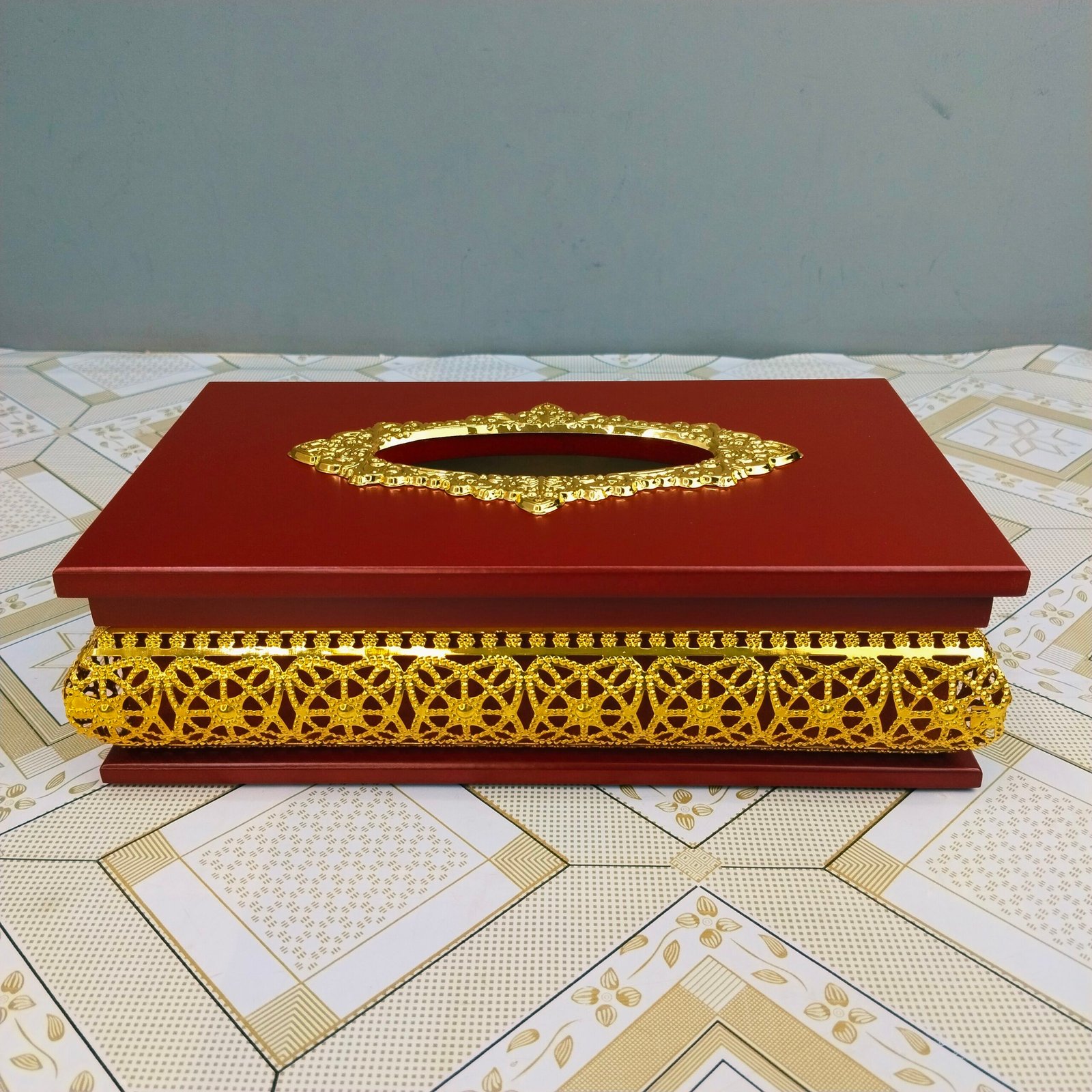 Premium Wooden Tissue Box with Floral Star Gold Lattice Trim Premium Wooden Tissue Box with Floral Star Gold Lattice Trim