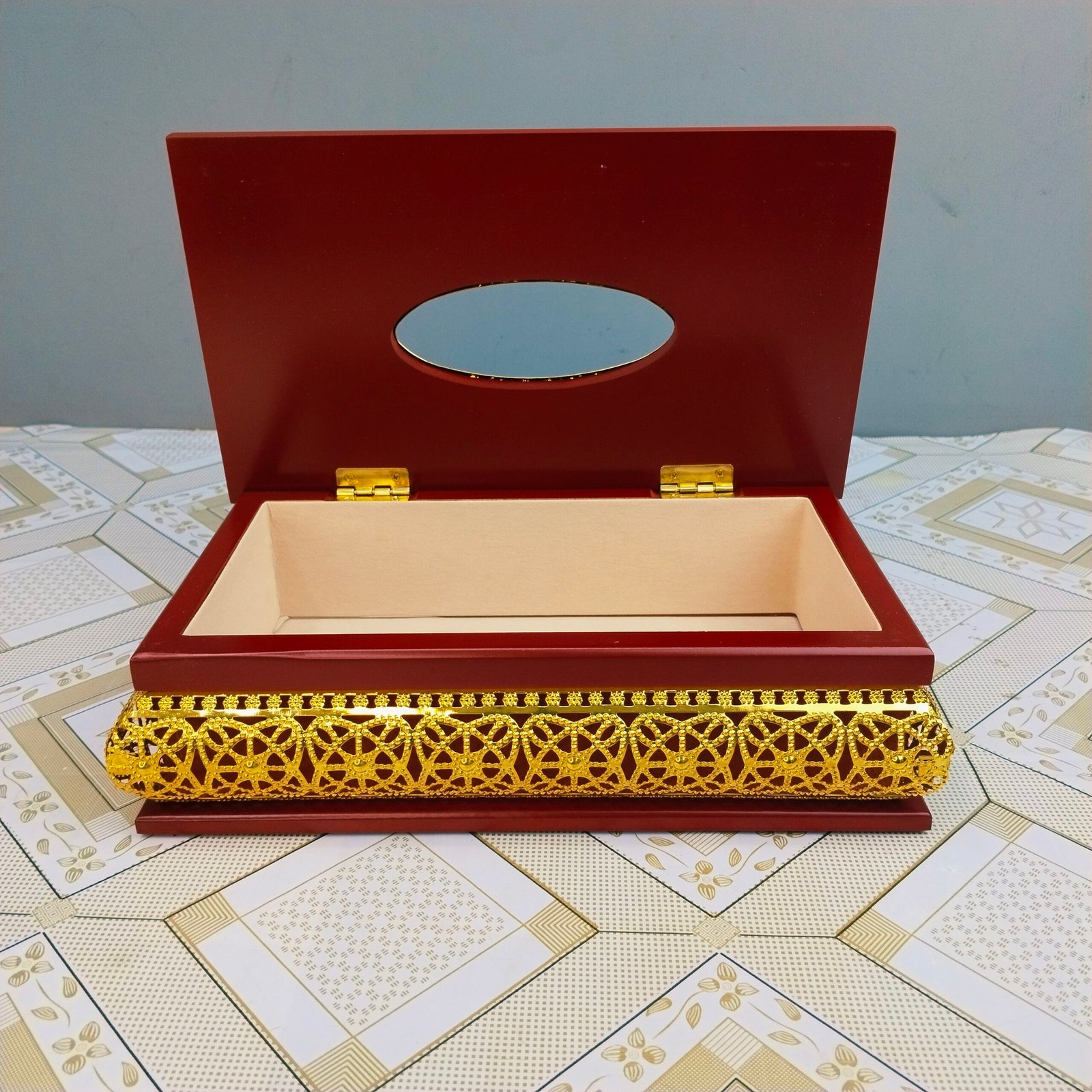 Premium Wooden Tissue Box with Floral Star Gold Lattice Trim Premium Wooden Tissue Box with Floral Star Gold Lattice Trim