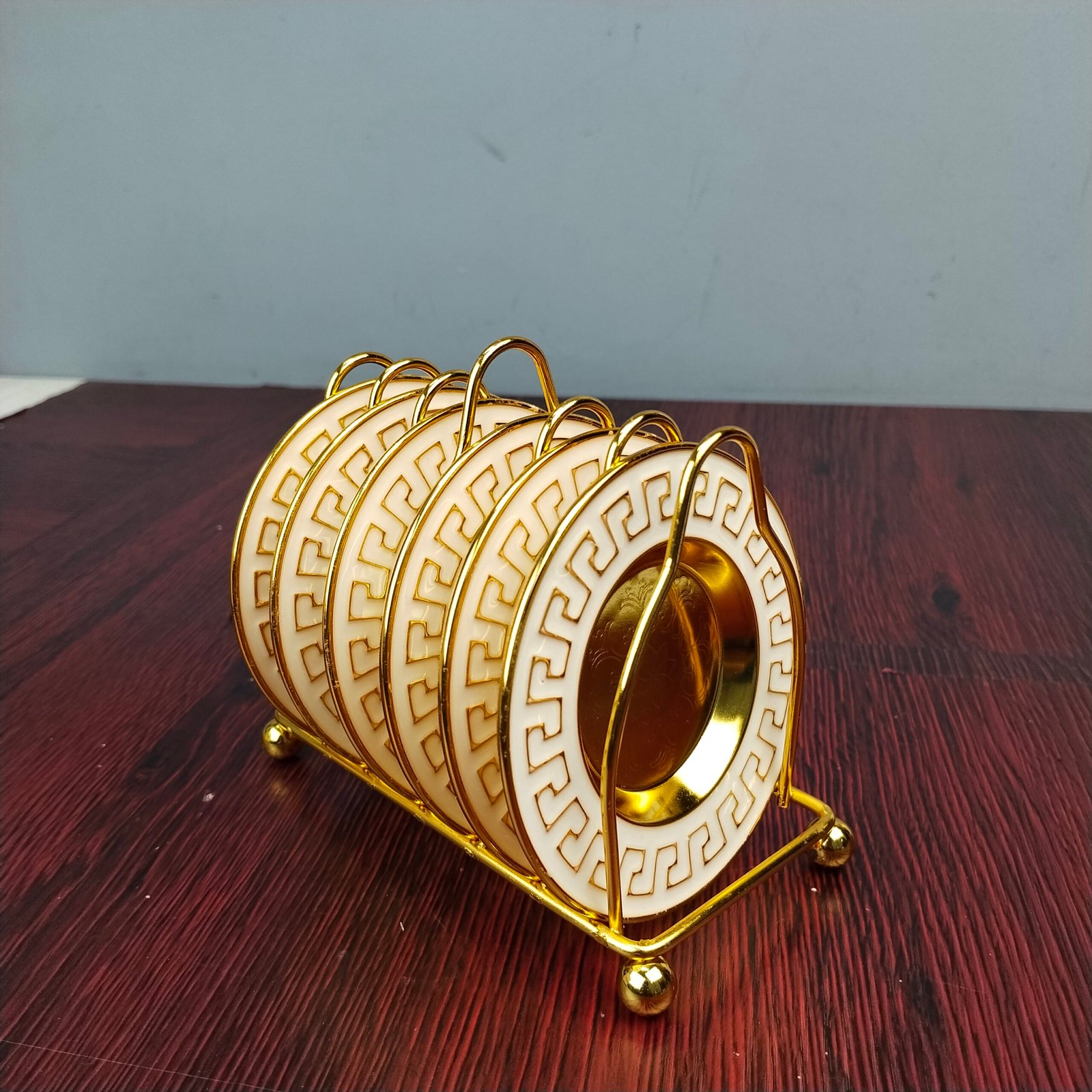 White & Gold Patterned Mini Serving Plate Set White & Gold Patterned Mini Serving Plate Set