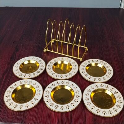 Luxury White and Gold Ornate Leaf Motif Mini Serving Plate Set with Display Stand White and Gold Ornate Leaf Motif Mini Serving Plate Set