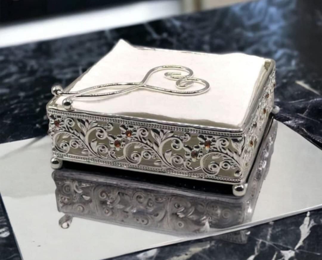 Silver Embossed Metal Flat Napkin Holder Silver Embossed Metal Flat Napkin Holder