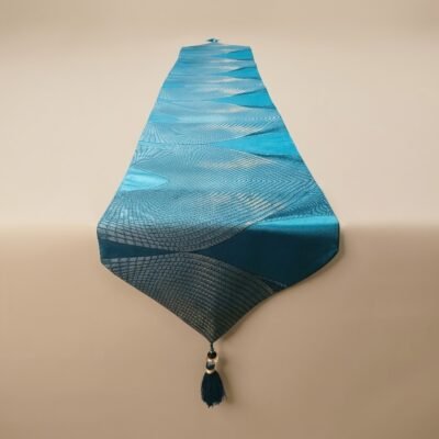 Luxury Modern Wave Jacquard Table Runner Luxury Modern Wave Jacquard Table Runner