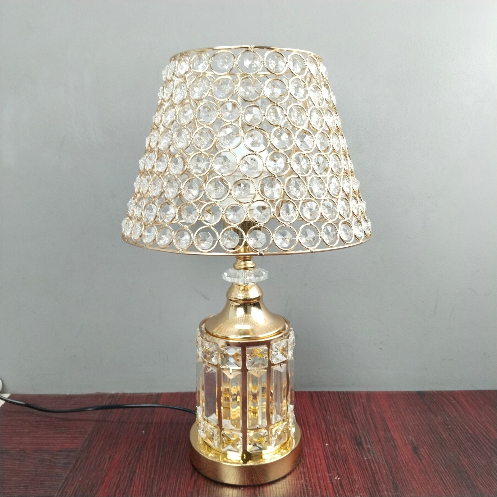 Modern Luxury Crystal Desk and Bedside Lamp Modern Luxury Crystal Desk and Bedside Lamp
