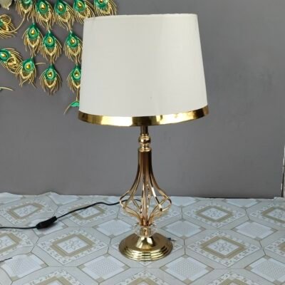 Luxury White and Gold Table Lamp Luxury White & Gold Table Lamp