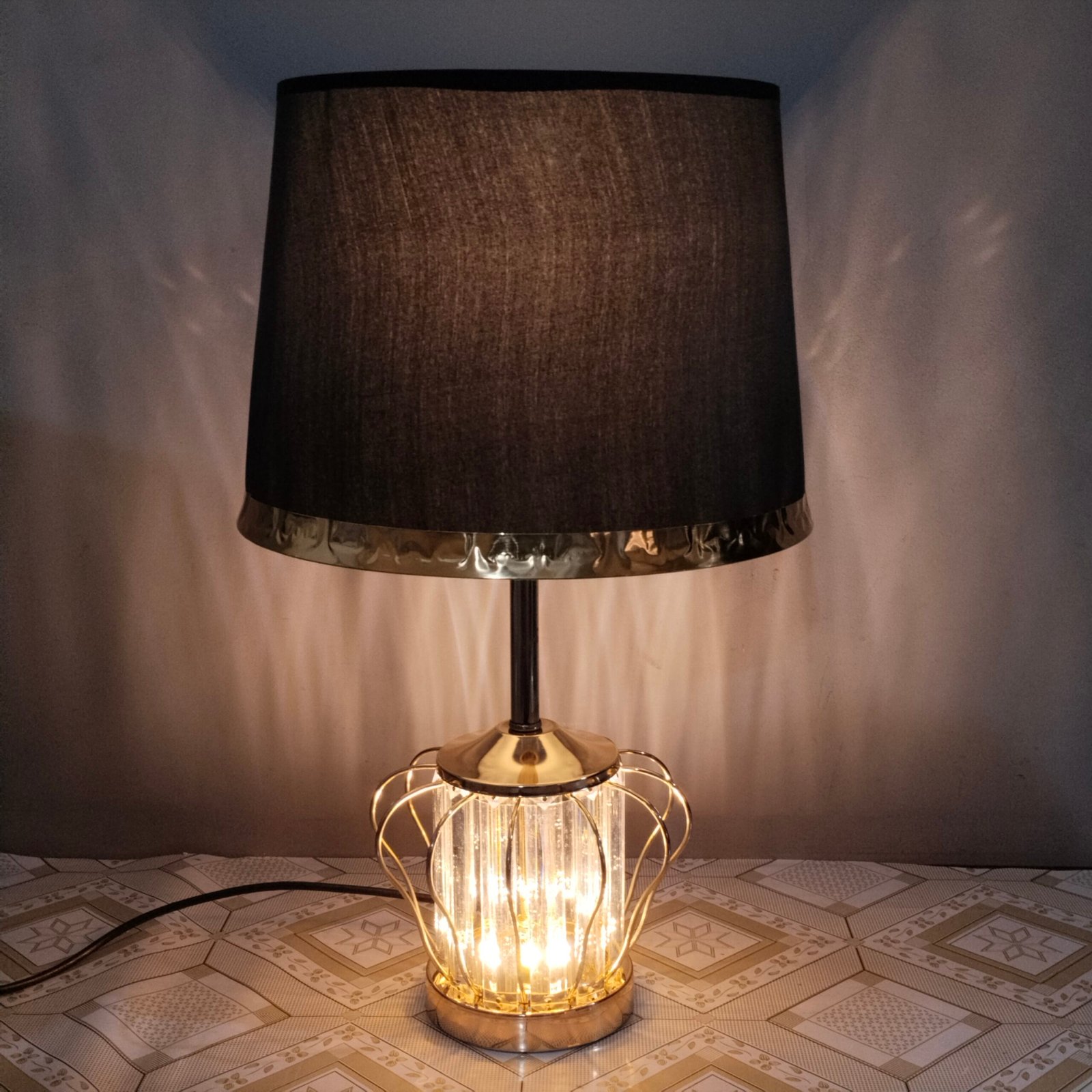 Luxury Black & Gold Crystal Table Lamp Luxury Black & Gold Crystal Table Lamp